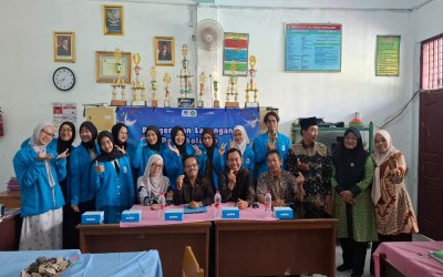 MTs Al Ihsan Sambut Mahasiswa PLP UIN untuk Mata Pelajaran Bahasa Arab, Matematika, dan PAI