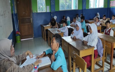 MTs Al Ihsan Pamulang Laksanakan Tes Masuk dan Baca Tulis Al-Qur'an bagi Calon Peserta Didik Baru