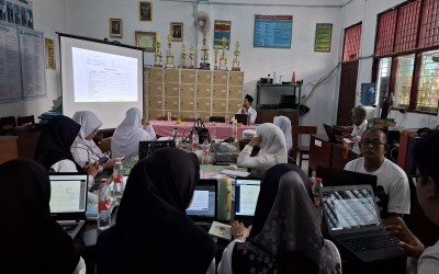 Rapat Kerja Dewan Guru MTs Al Ihsan Pamulang Bahas Persiapan Rapor Digital (RDM)