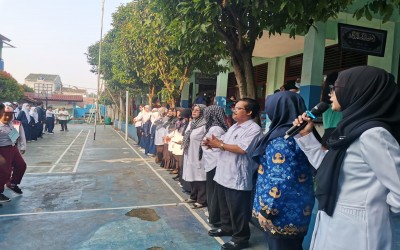 Hari pertama kegiatan masuk sekolah tahun ajaran 2023-2024, Yayasan Al-Ihsan Pamulang mengadakan pembinaan untuk Siswa dan siswi