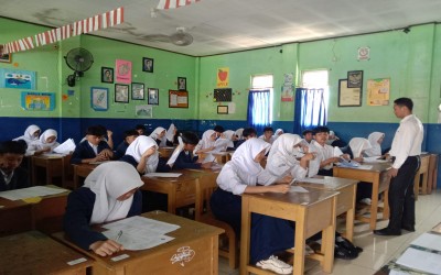 Hari Pertama STS Genap 2025/2026, MTs Al Ihsan Pamulang Berjalan Tertib dan Lancar